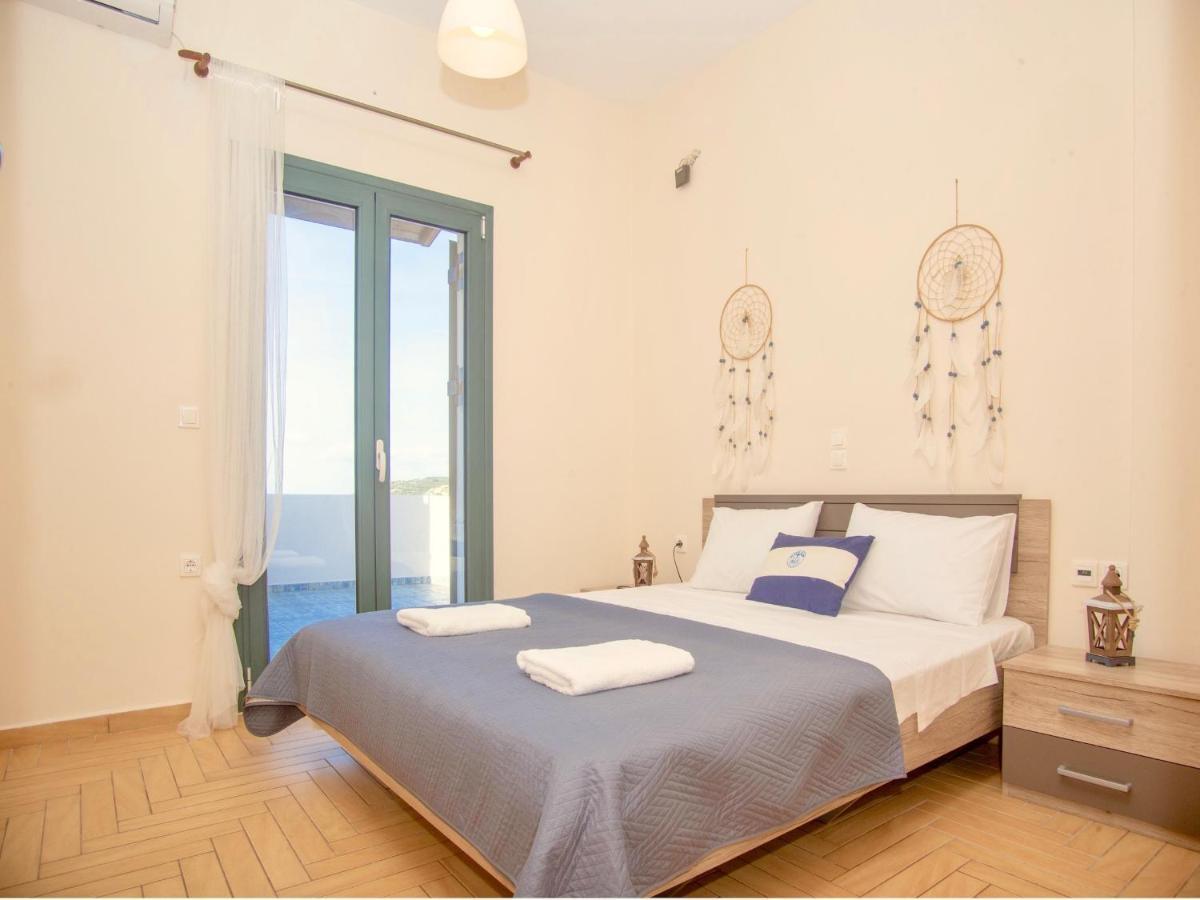 Beach Villa Evgenia With Private Pool By Dadovillas Almirida المظهر الخارجي الصورة